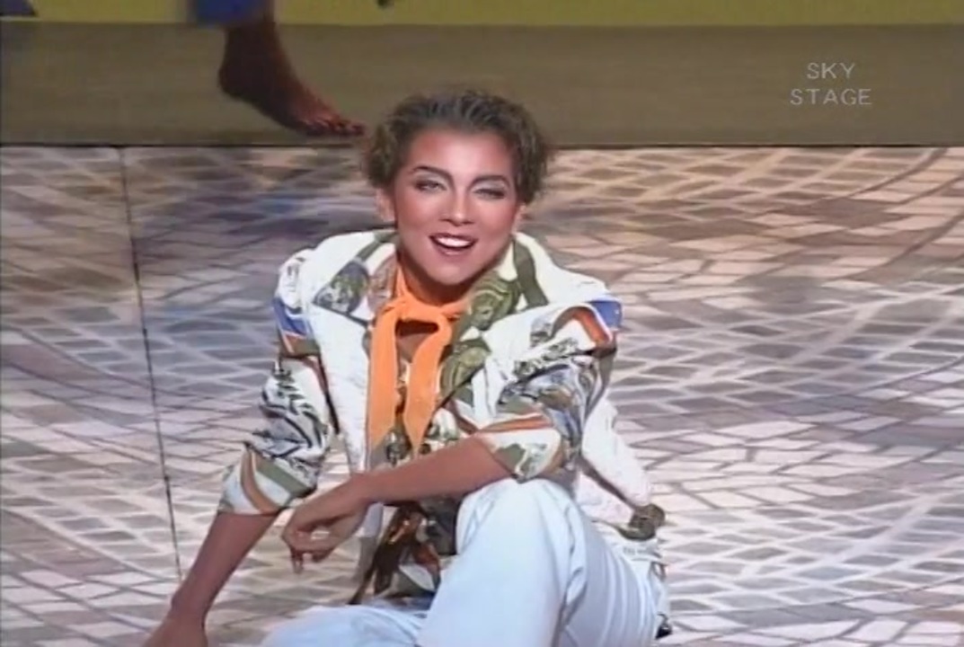 星組 宝塚大劇場公演 ミュージカル・ショー ノバ・ボサ・ノバ-盗