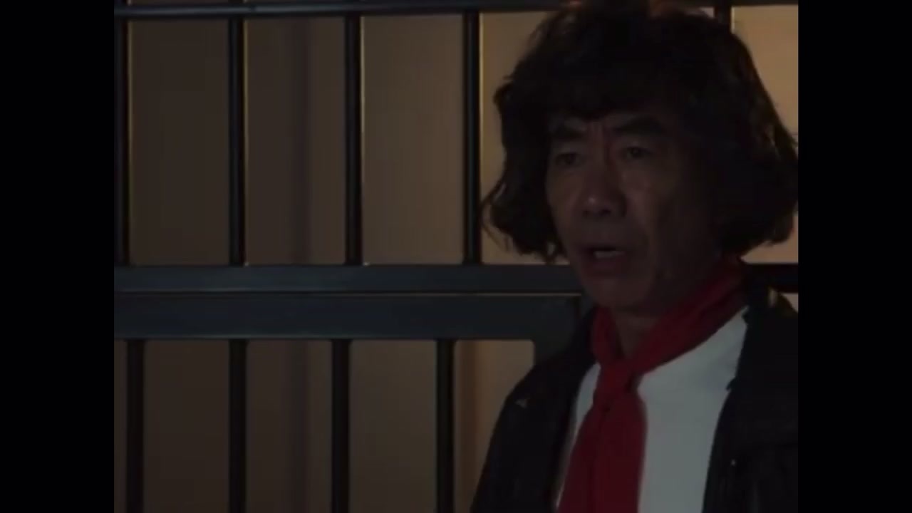 仮面ノリダー　たけし 木梨憲武扮する「仮面ノリダー」 ジオウ役 奥野壮との2ショット