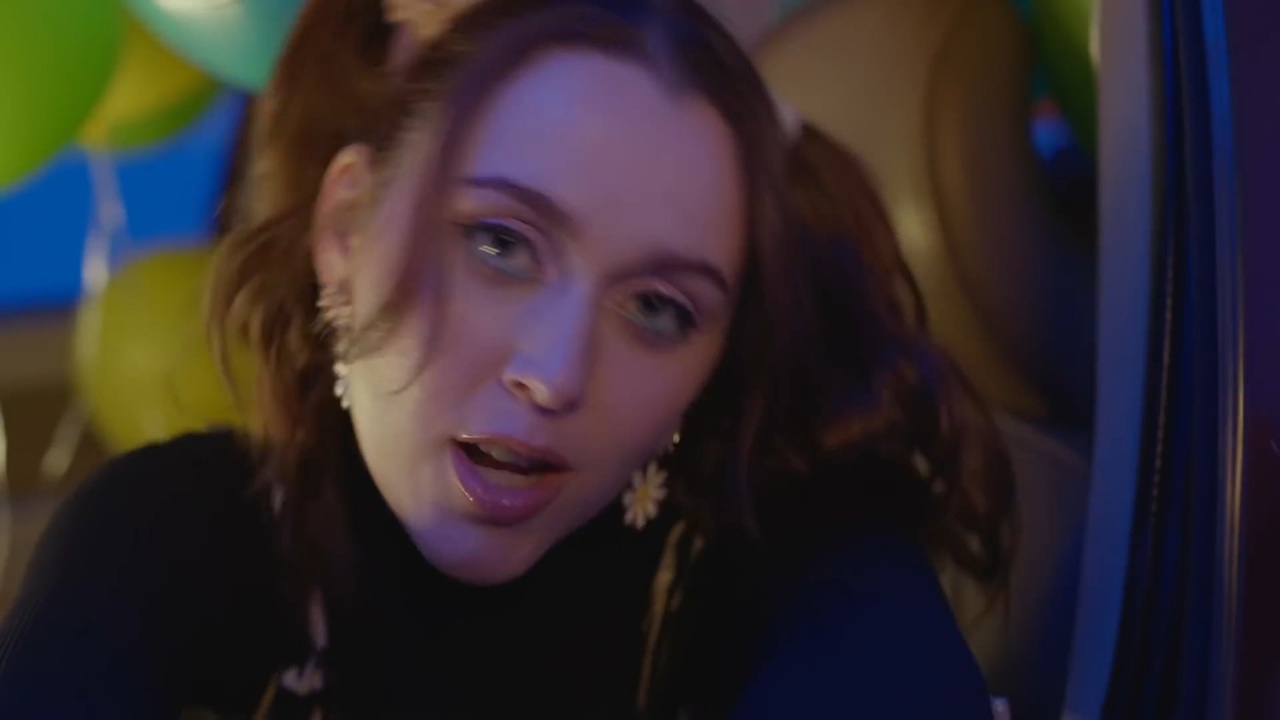 Em Beihold - Numb Little Bug