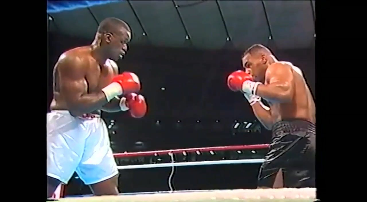 マイク・タイソン vs. ジェームス・ダグラス 90年2月11日 WBA・WBC