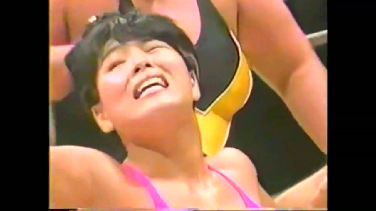 ダンプ松本　ヌード Ｄ松本＆Ｂ中野＆Ｒカイ vs. Ｌ飛鳥＆Ｎ立野＆Ｍ小松 85年6月 全女 - ニコニコ動画