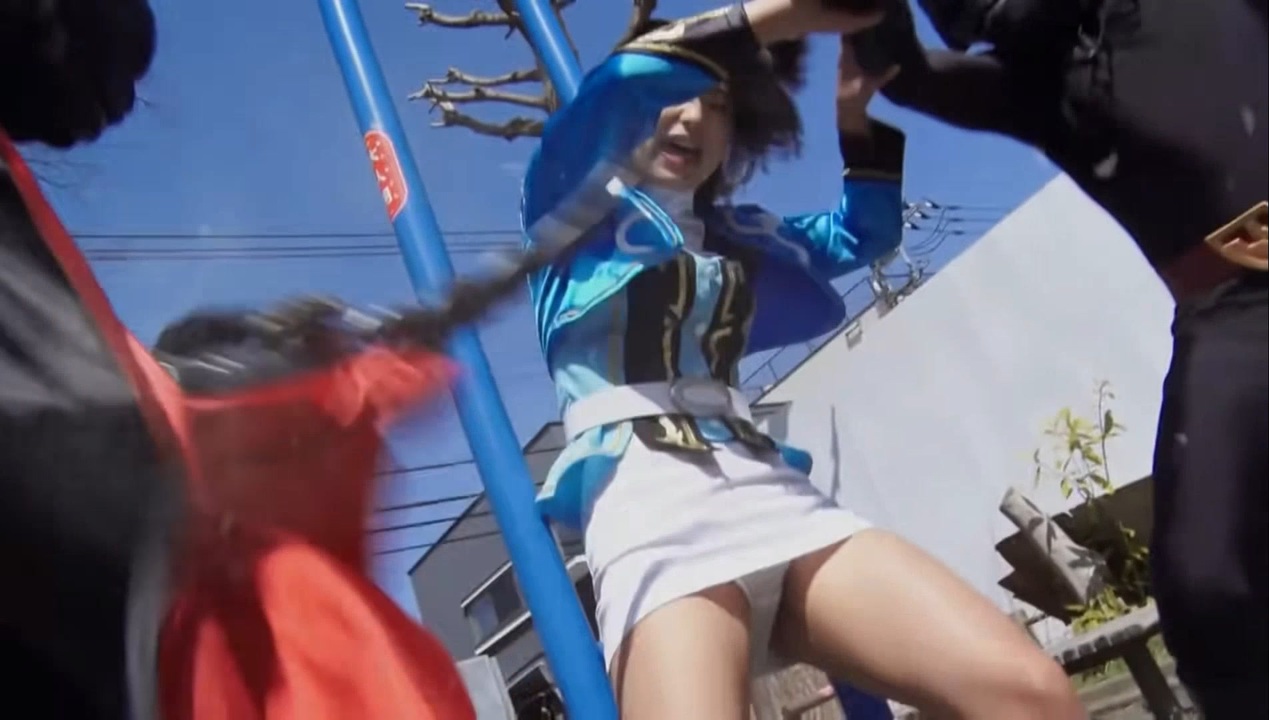 戦隊ヒロイン パンチラ パンチラ格闘総集編＃１】戦隊ヒロインのアクションパンチラ 何でスパッツ履かないんだろうね？ - ニコニコ動画