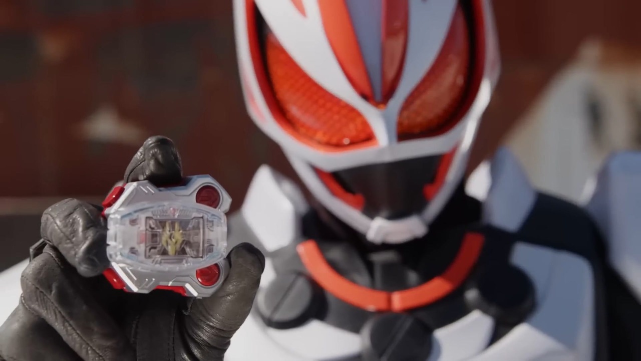 仮面ライダーギーツ 超バトルDVD どやさ！？男だらけのデザイア 