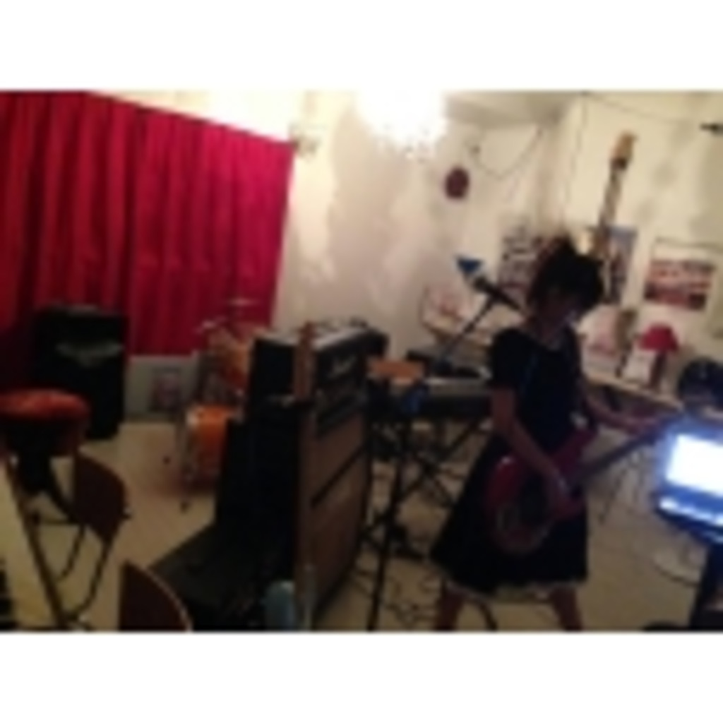 POMPOSO ”Acoustic live house & Bar”