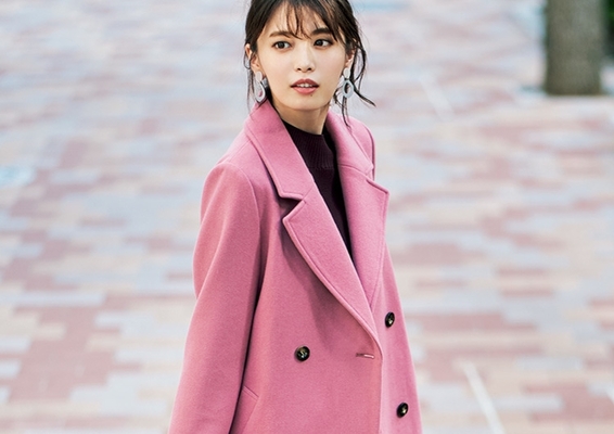 今季はピンクのチェスターコートが買い 濃い色合わせで素敵な大人のトレンドコーデ ニコニコニュース