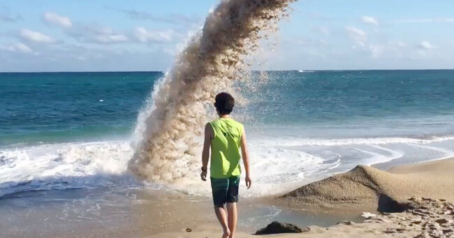 どこへ消えた 彼は生きているのか 水流の中に入っていった男性が消えて出てこなくなってしまう動画が物議 ニコニコニュース