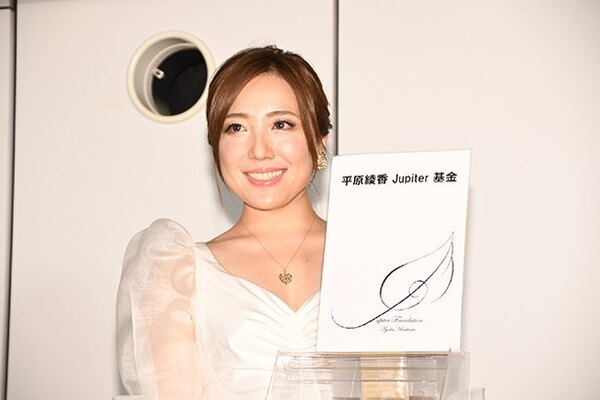 平原綾香 コンサート中まさかの クラウドサーフ に感激 なんていい人たち ニコニコニュース