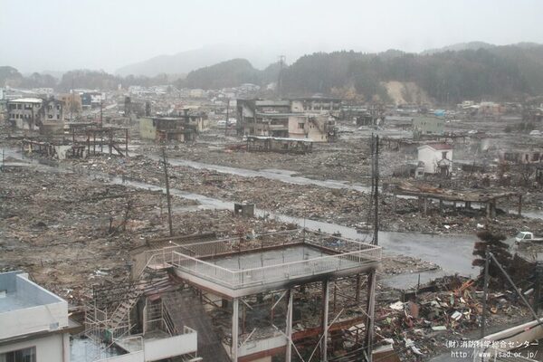 東日本大震災発生から7日間の アーティストたちが起こしたアクションの記録 ニコニコニュース