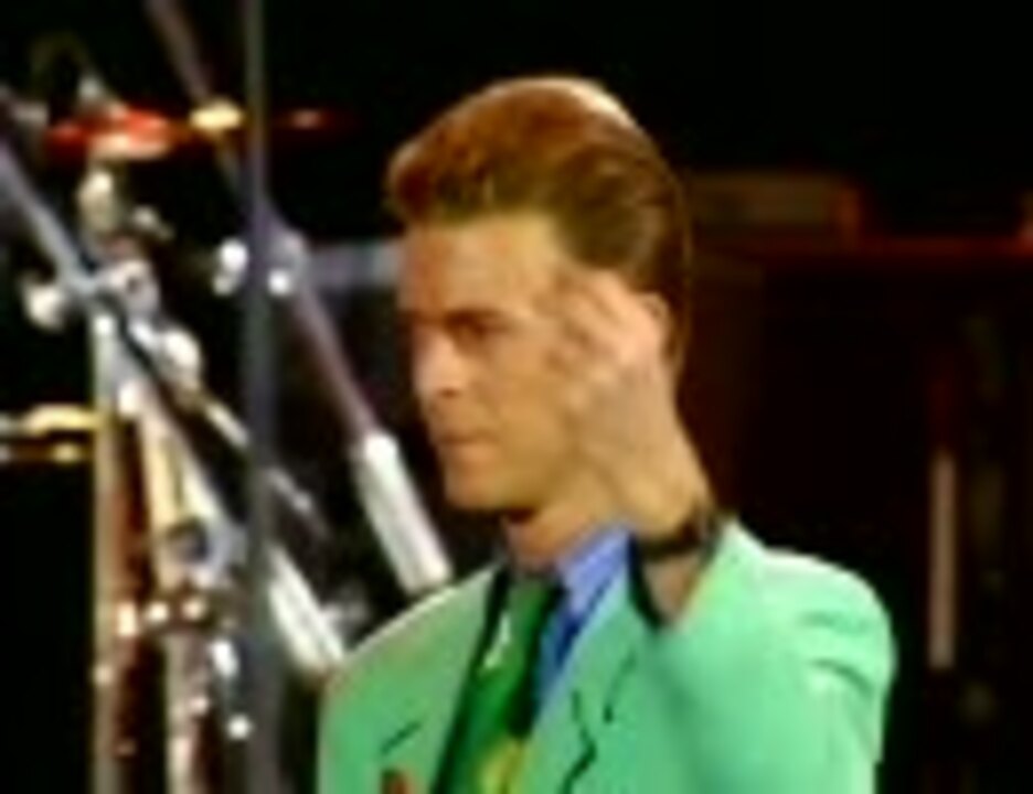 QUEEN with DAVID BOWIE【UNDER PRESSURE】1982 - ニコニコ動画