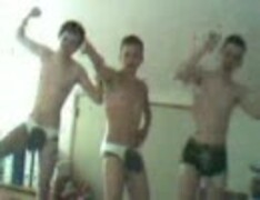 【海外】中学生仲良しYATTA!!!