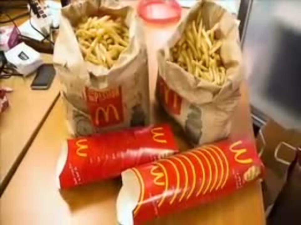 マックのポテトの量がメニュー表示より少ない件について ニコニコ動画