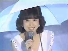 バラ売り可　松田聖子　ファンクラブ　年賀状　9枚　ポストカード 隔週刊 「松田聖子 OFFICIAL DATA FILE」 第18号 ～1981年9月