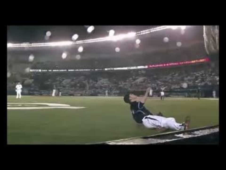 ファールボールをスライディングで通過する新井さんが綺麗 ニコニコ動画