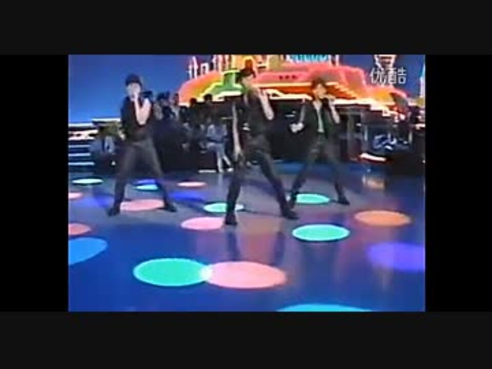 黒の袖なし衣装 - ニコニコ動画