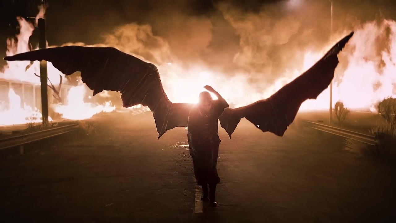 Билли айлиш girls go to hell. Билли Айлиш all the good. Billie Eilish all the good girls go to Hell. Ворон из майора грома кадры из фильма. Oleg go to Hell below.