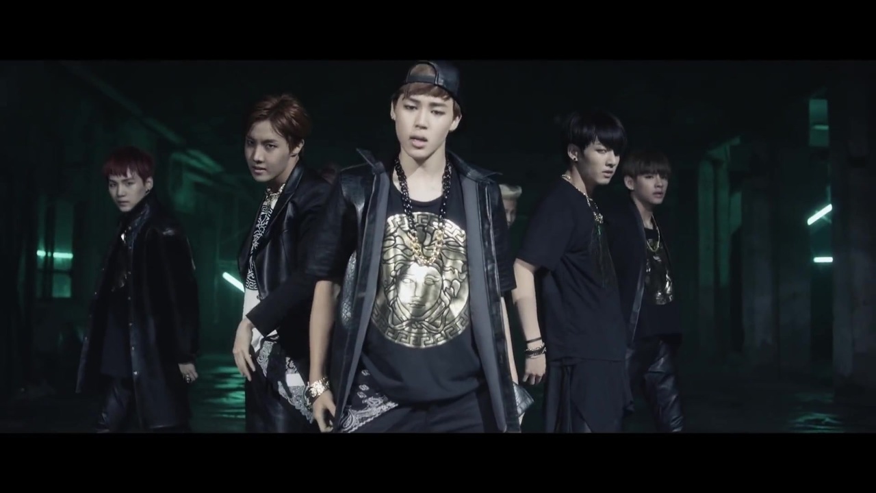 Danger bts перевод. Bts danger school. Bts danger. Бтс 2014 dark & wild. Bts danger перевод.