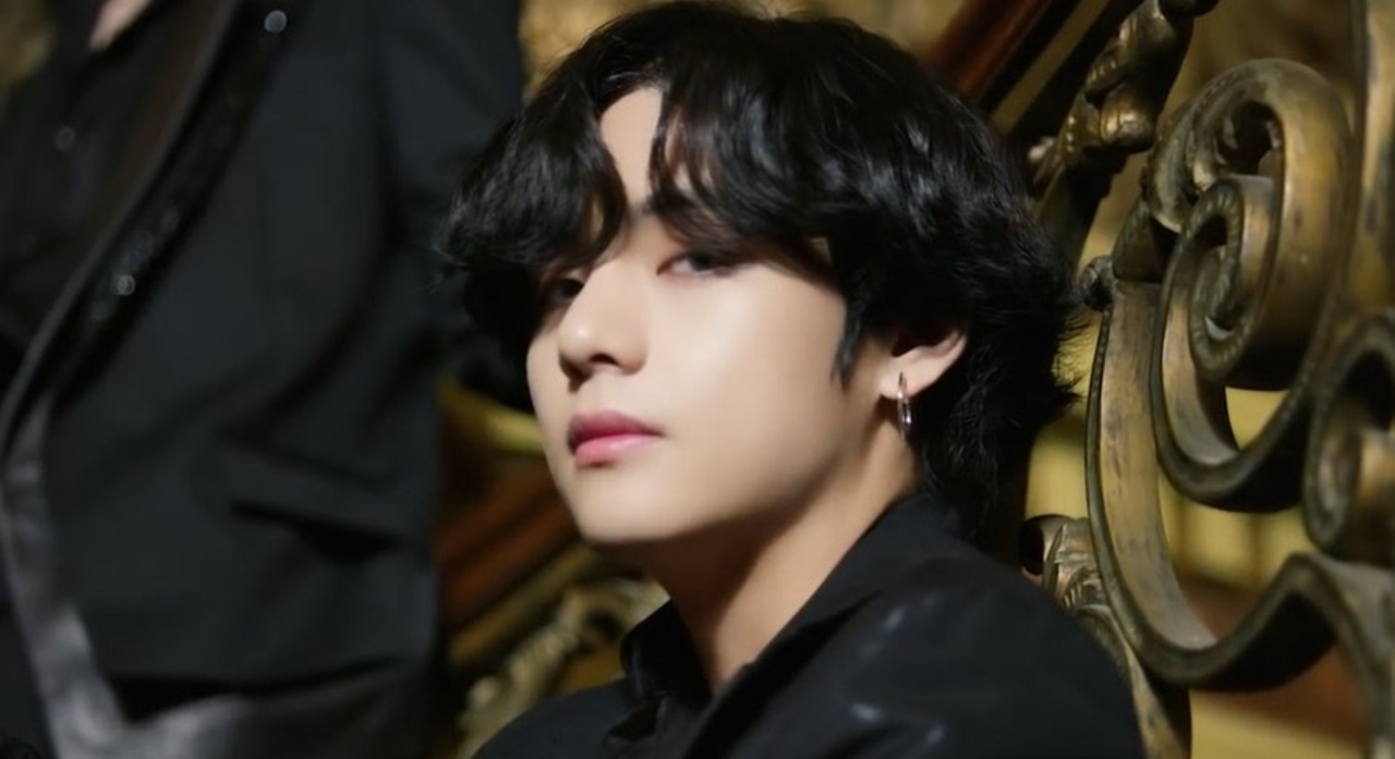 BTS 公式 ペンミ フラッグ テヒョン BTS テヒョン うちわ フラッグ プレフォト セット - メルカリ