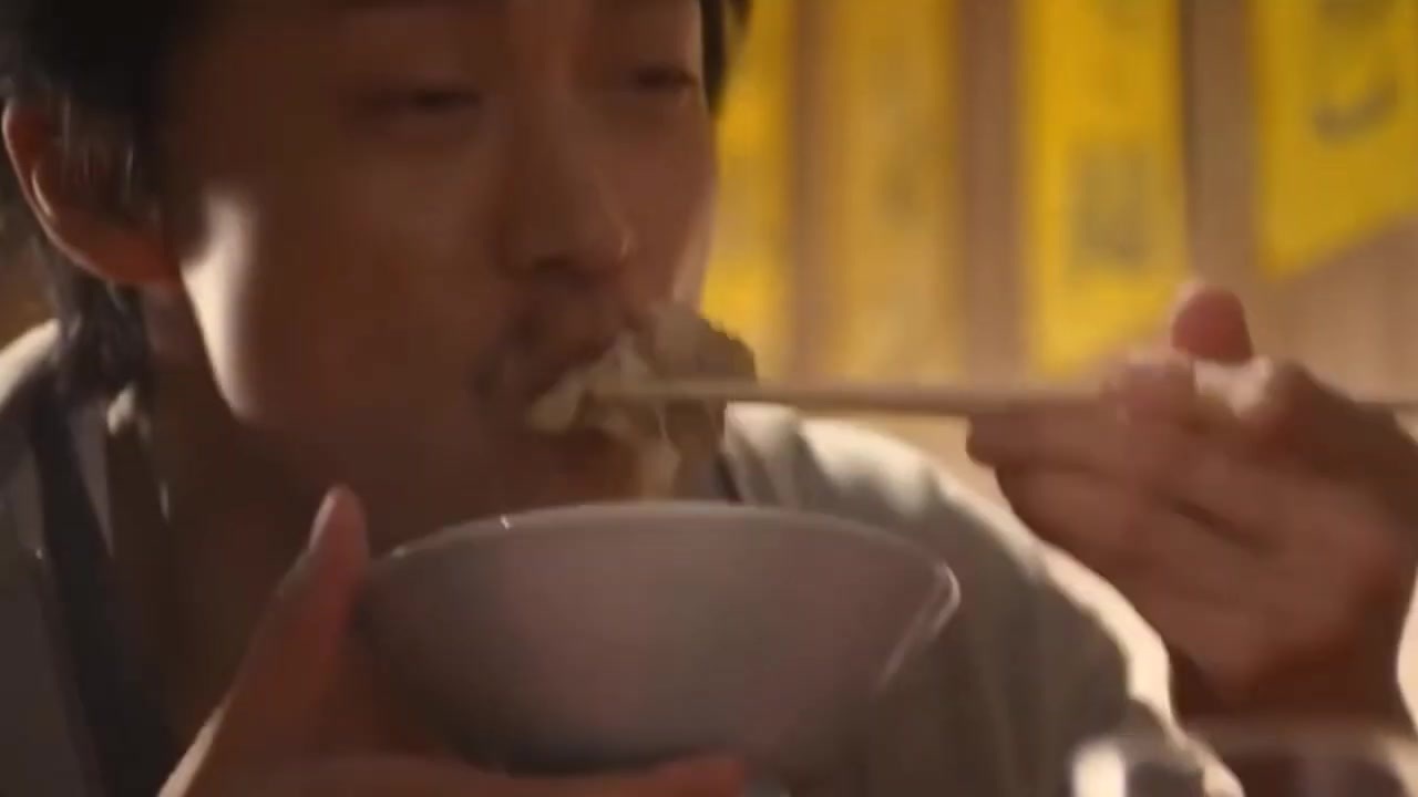 小栗旬くんが町中華をうまそうに食うだけのｃｍ ニコニコ動画