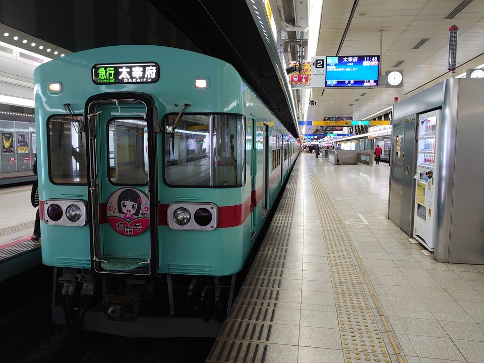 西鉄 天神 大牟田線 5000系の到着 急行 初詣号 太宰府行き ニコニコ動画