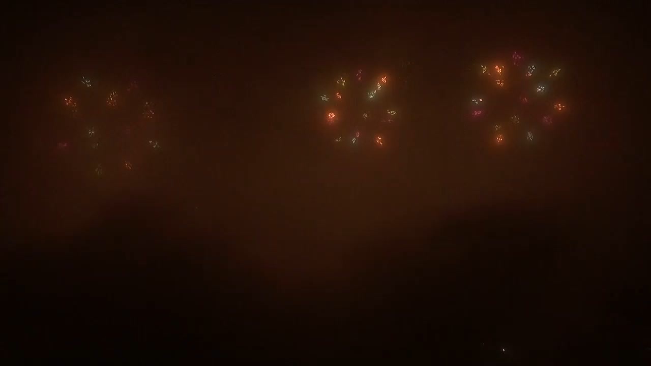 無料配達 噴出セット 花火屋チョイス噴出花火セット 30種30本薬量300gボリューム満点 セット Dprd Jatimprov Go Id