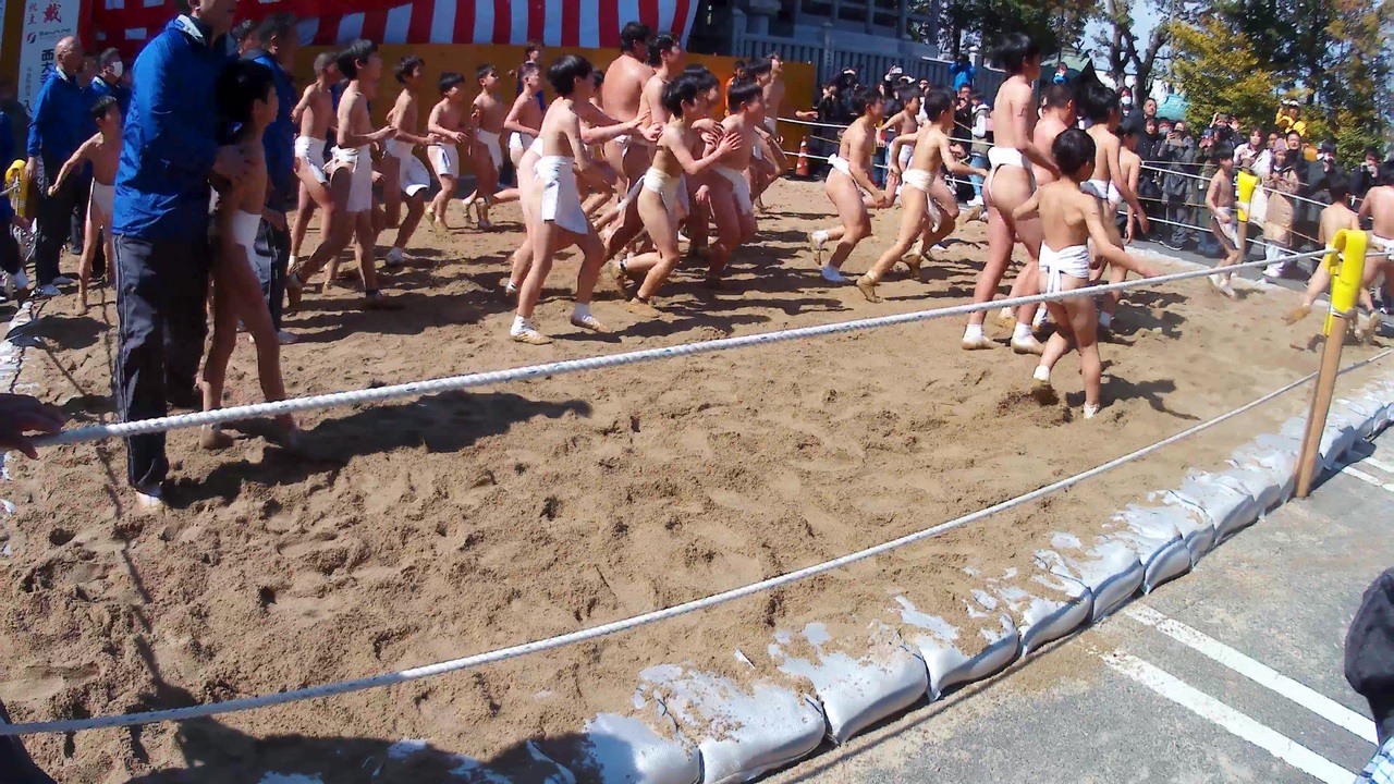 令和６年・道通宮子供会陽【小学３～６年生】本神木・投下・争奪戦 - ニコニコ動画