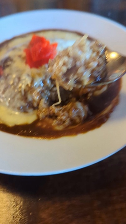 【酪農カフェ「酪（らく）」】で、炒カレーと葛城最強プリンを食べてきた #shorts - ニコニコ動画