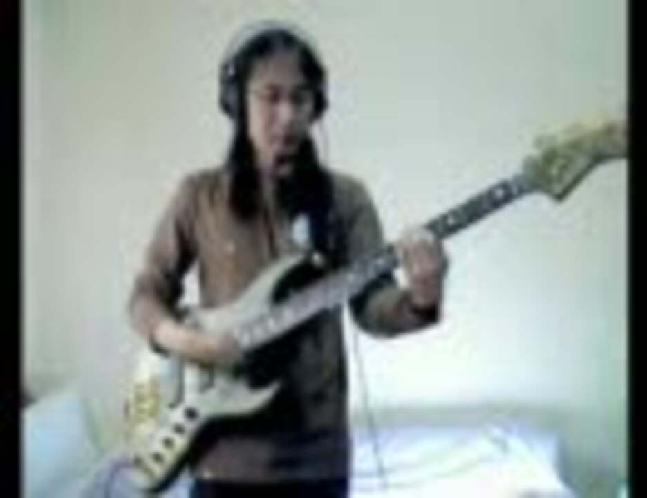 Under The Darkness 鬼畜眼鏡ｏｐ Short Ver のベースを自重しながら弾いてみた ニコニコ動画