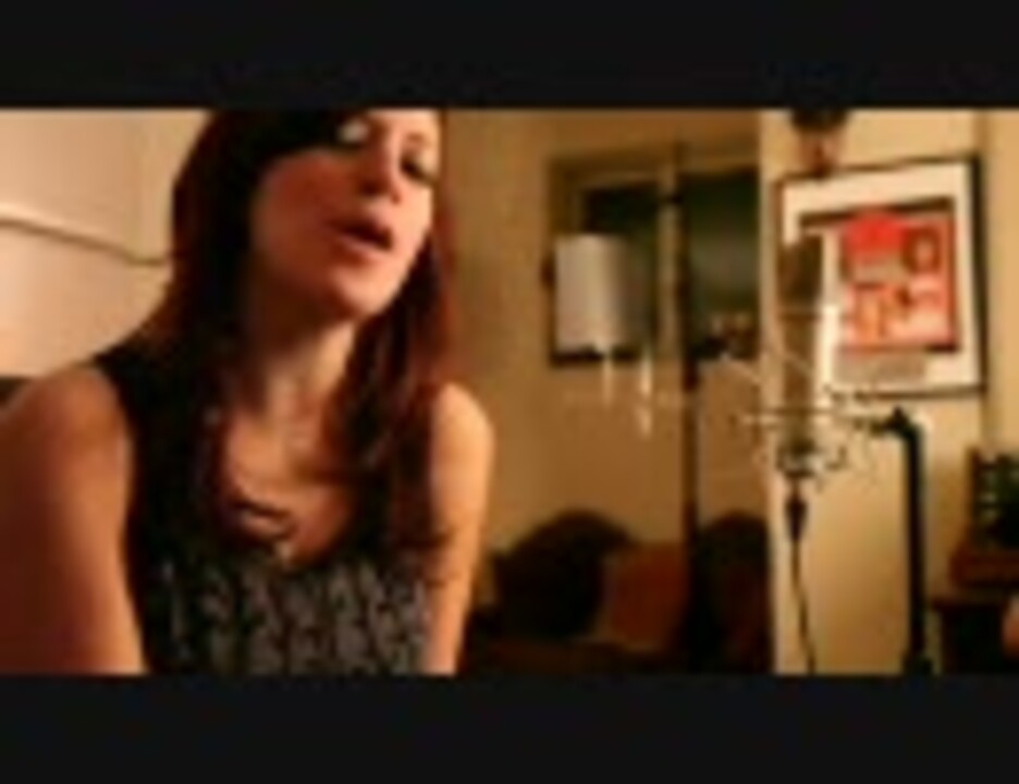 gia-farrell-hit-me-up-acoustic